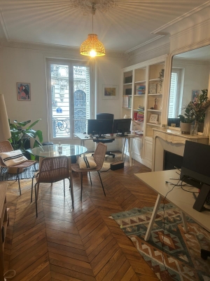 bureau rue .jpg